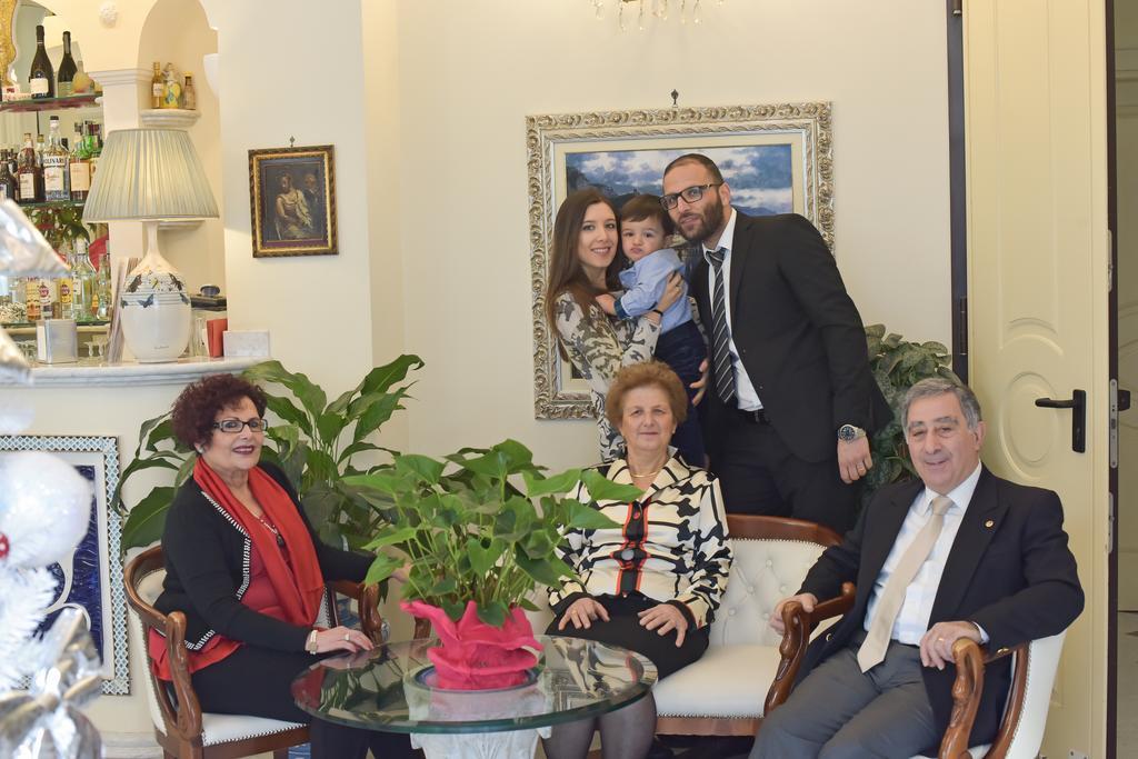 فندق هوتل سانتا لوشيا مينوري المظهر الخارجي الصورة